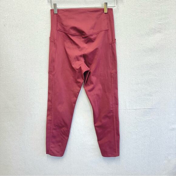 Girlfriend Collective compressive pocket crop legging in Plum size medium - Picture 10 of 14